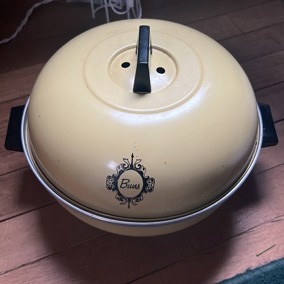 Vintage West Bend Serving Oven 3-Pc Multi-Purpose BUN WARMER & SERVER ~ USA - Picture 15 of 16